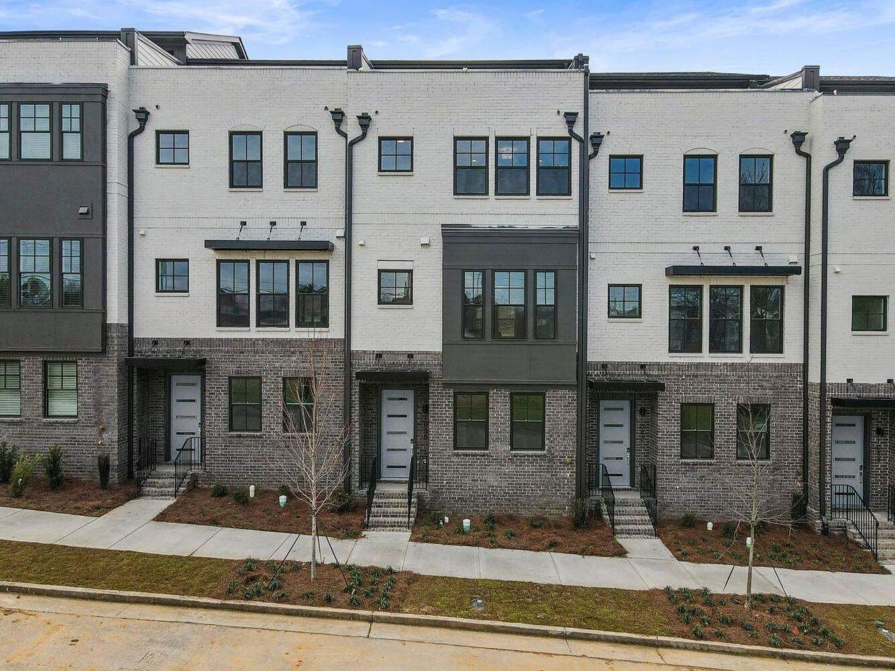 1329 Fairmont Avenue - Photo 1