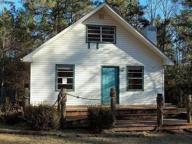 2527 Airport Drive - Photo 1
