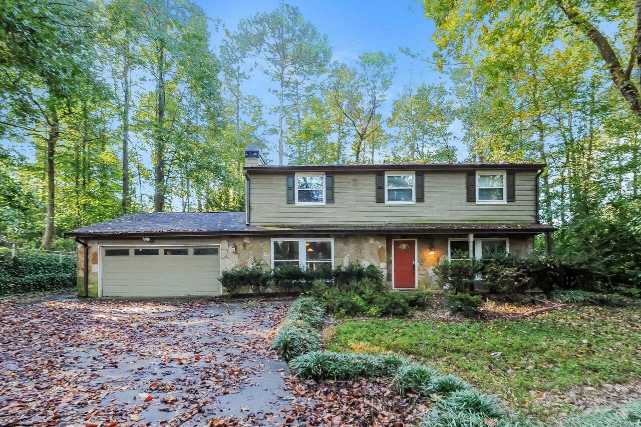 1811 Johnson Ferry - Photo 1