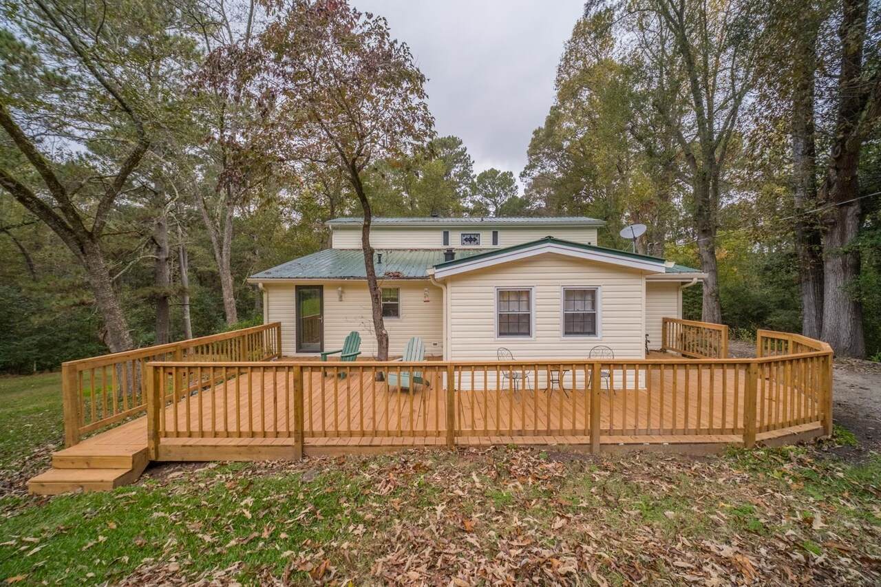 1629 Lee Peters Road - Photo 1