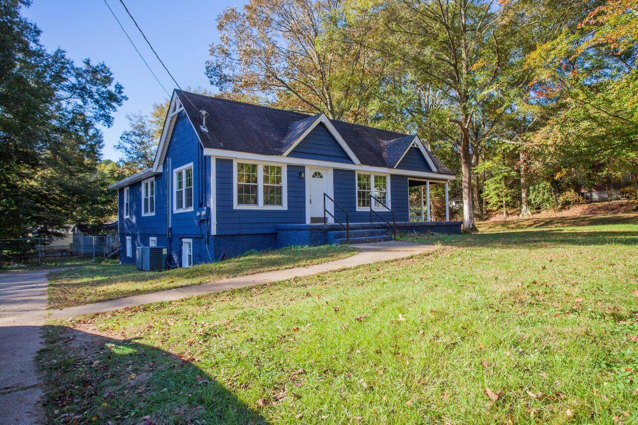 301 Austin Avenue - Photo 1