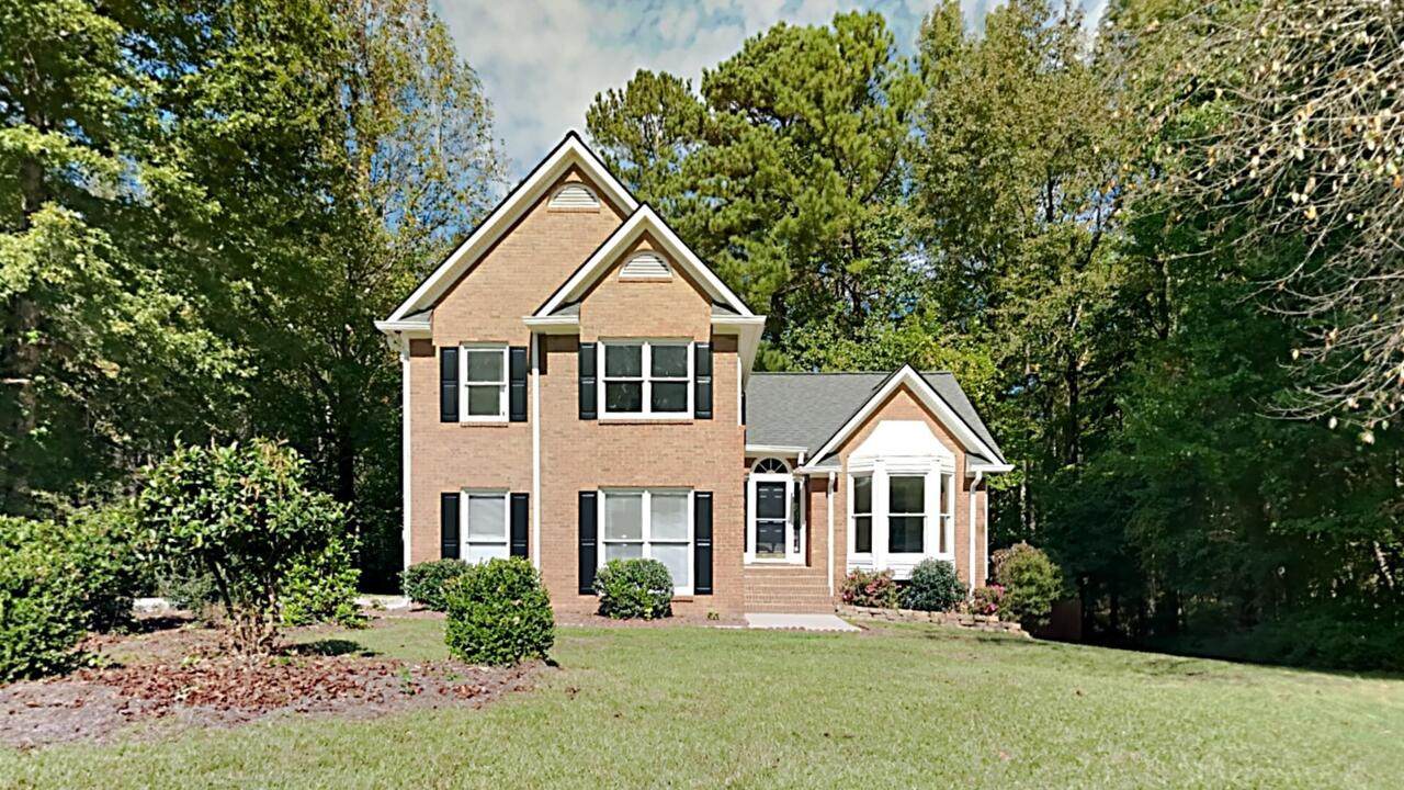 105 Crossroad Est Drive - Photo 1