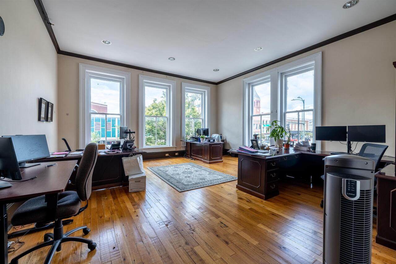 336 Broad Street - Photo 1