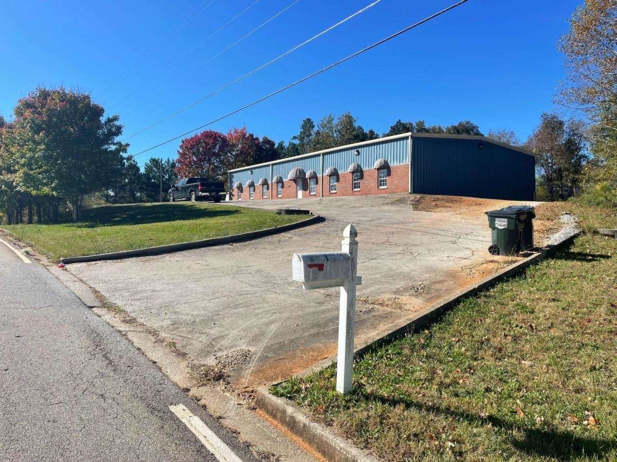 2425 Jason Industrial Parkway - Photo 1