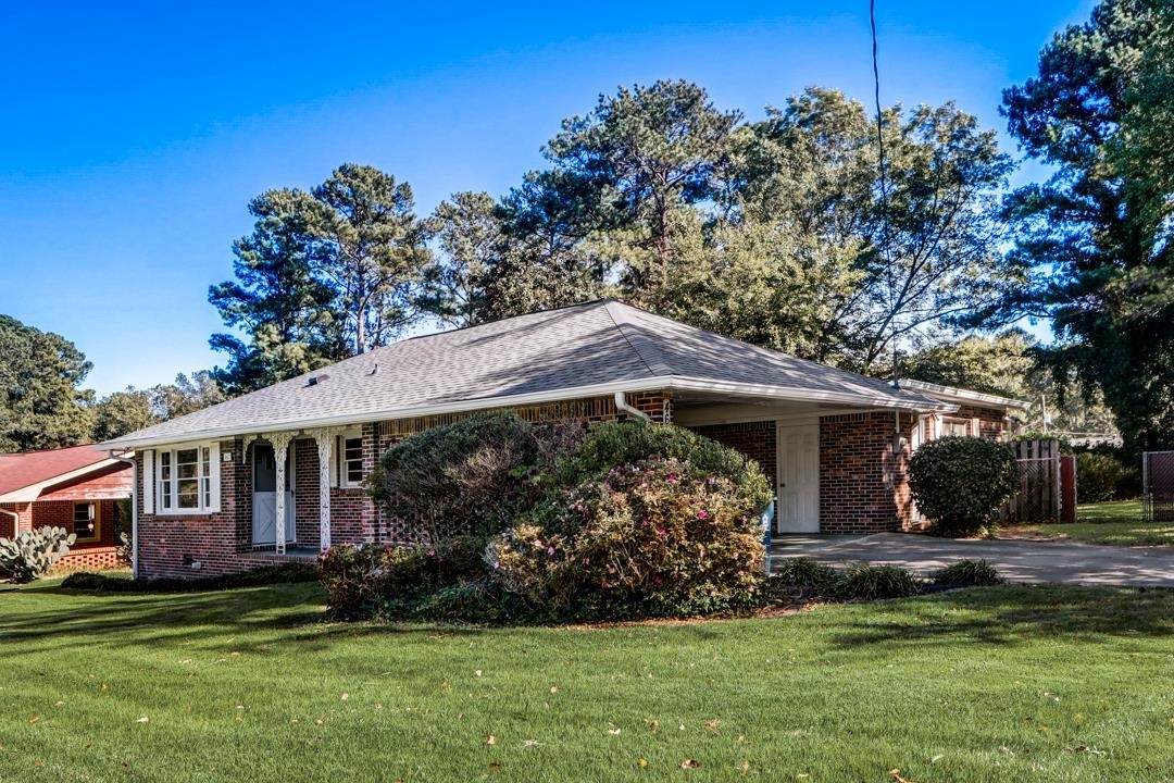 462 Lockridge - Photo 1