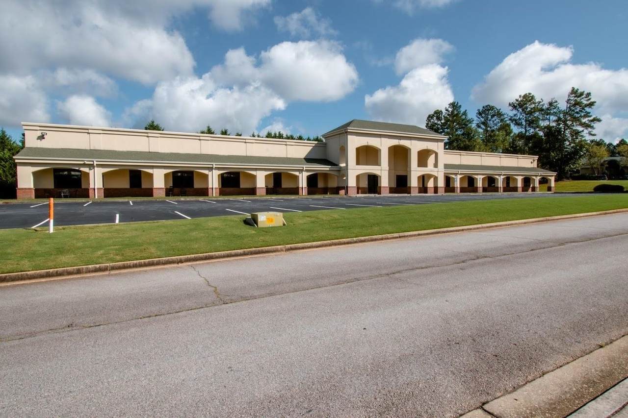 115 Greenway Boulevard - Photo 1