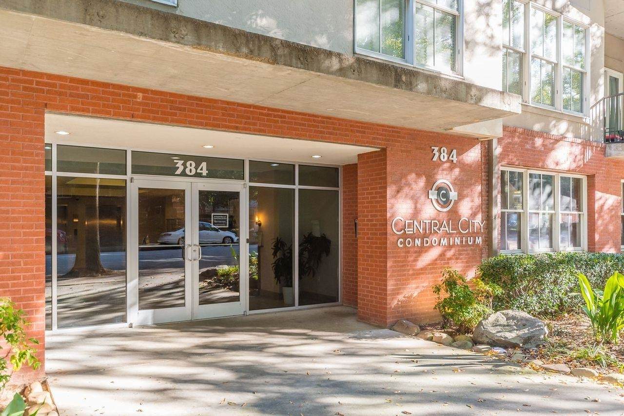 384 Ralph Mcgill Boulevard - Photo 1