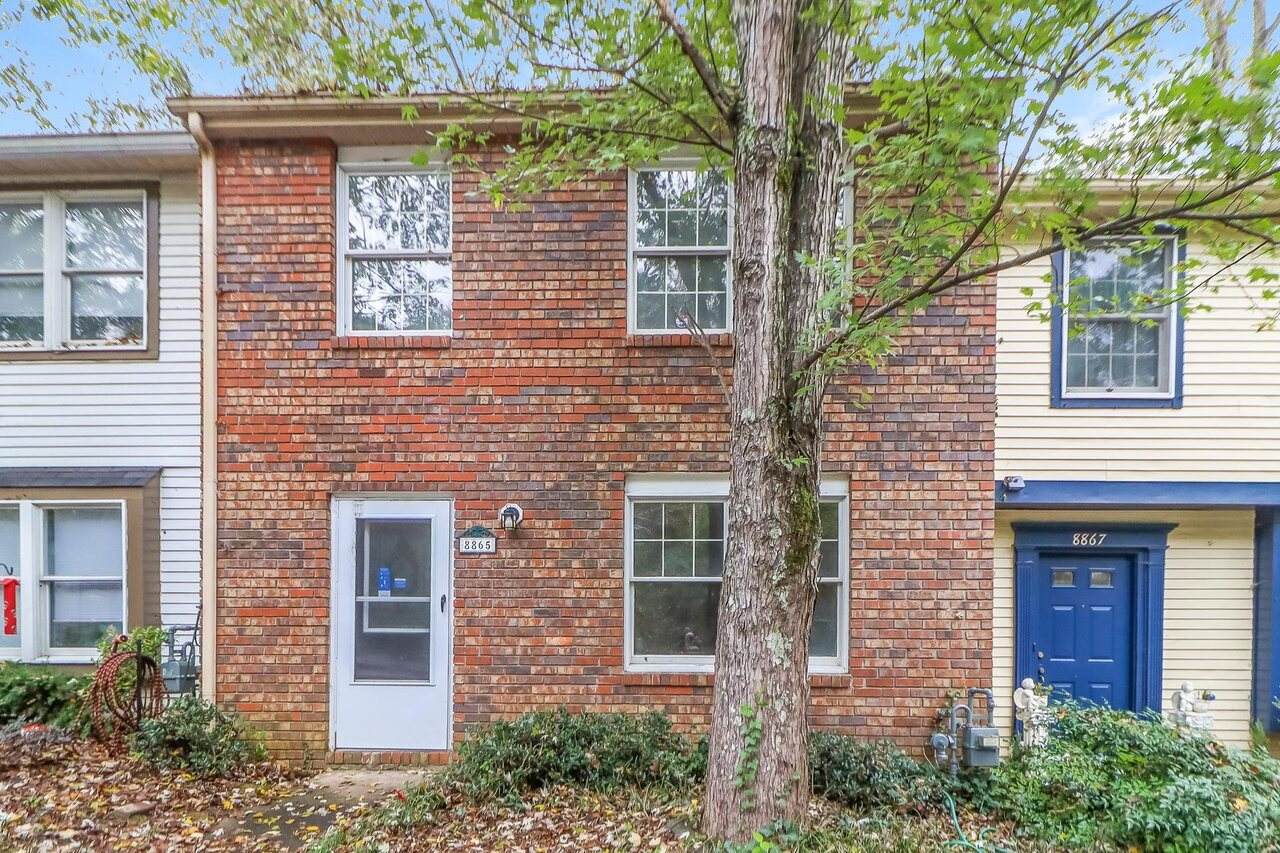 8865 Roberts - Photo 1
