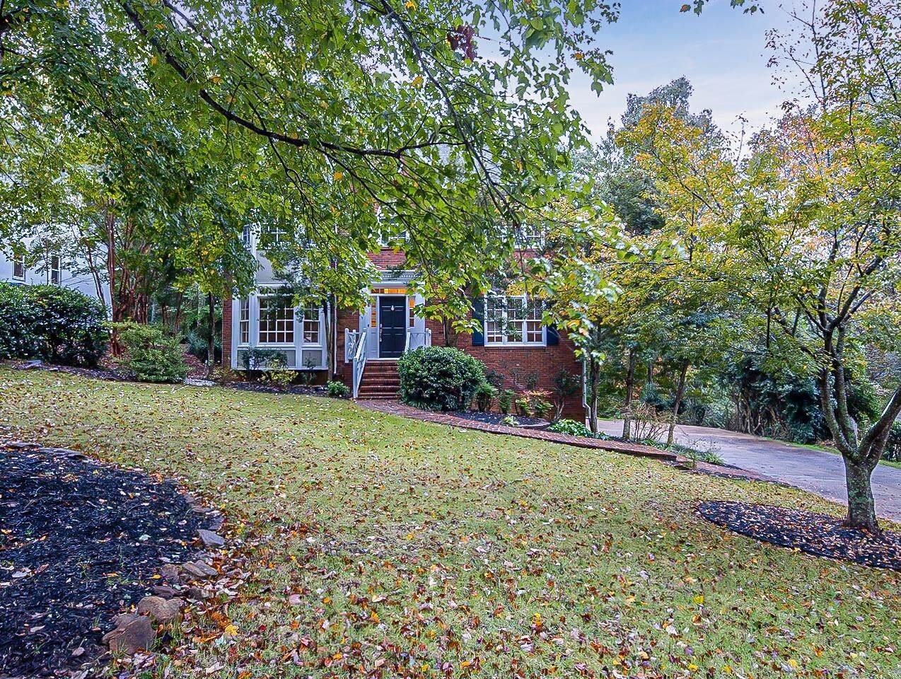 4561 Ashmore - Photo 1