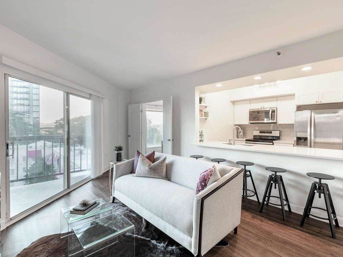 1 Biscayne Drive - Photo 1