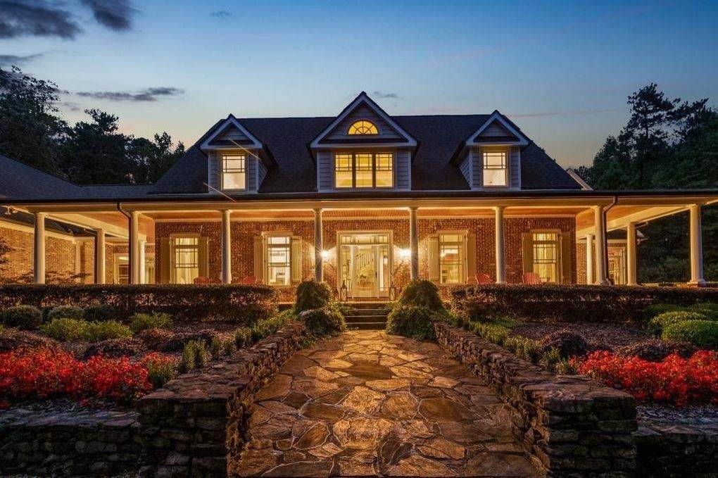 100 Morgan Lane - Photo 1
