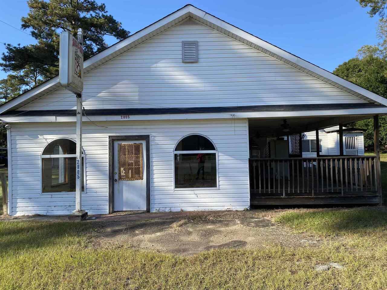 2805 Peach Parkway - Photo 1