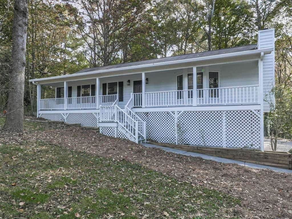 2866 Emerald Drive - Photo 1