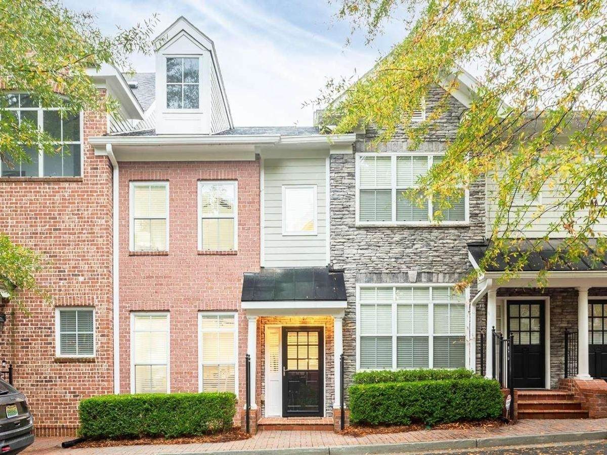 1119 Glenridge Place - Photo 1