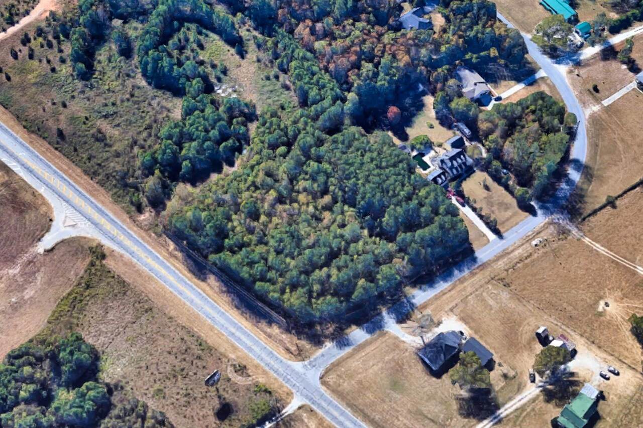 2670 Highway 81 South Highway - Photo 1