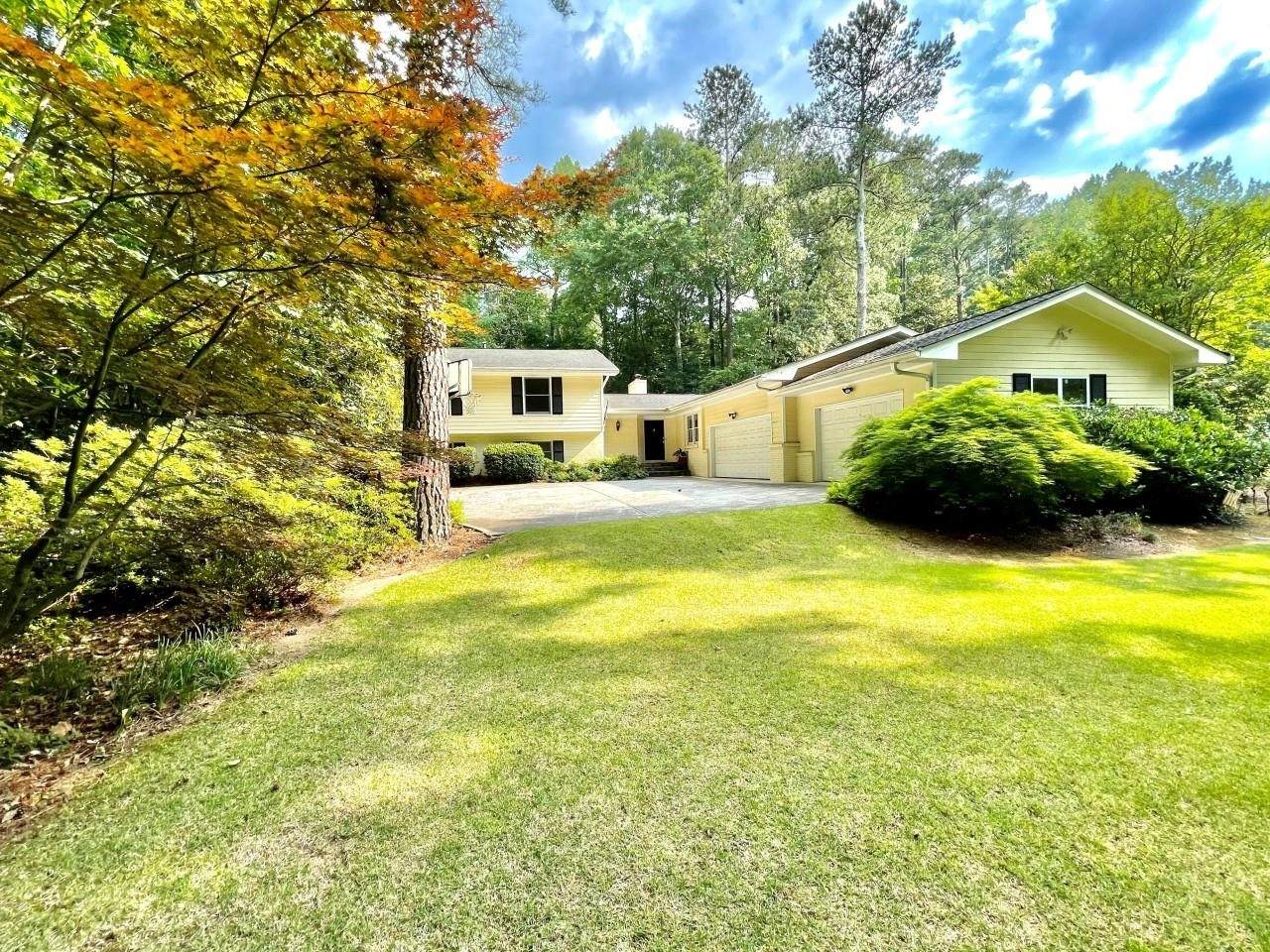 400 Londonberry Road - Photo 1