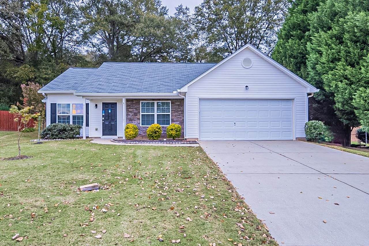 318 Shenandoah - Photo 1