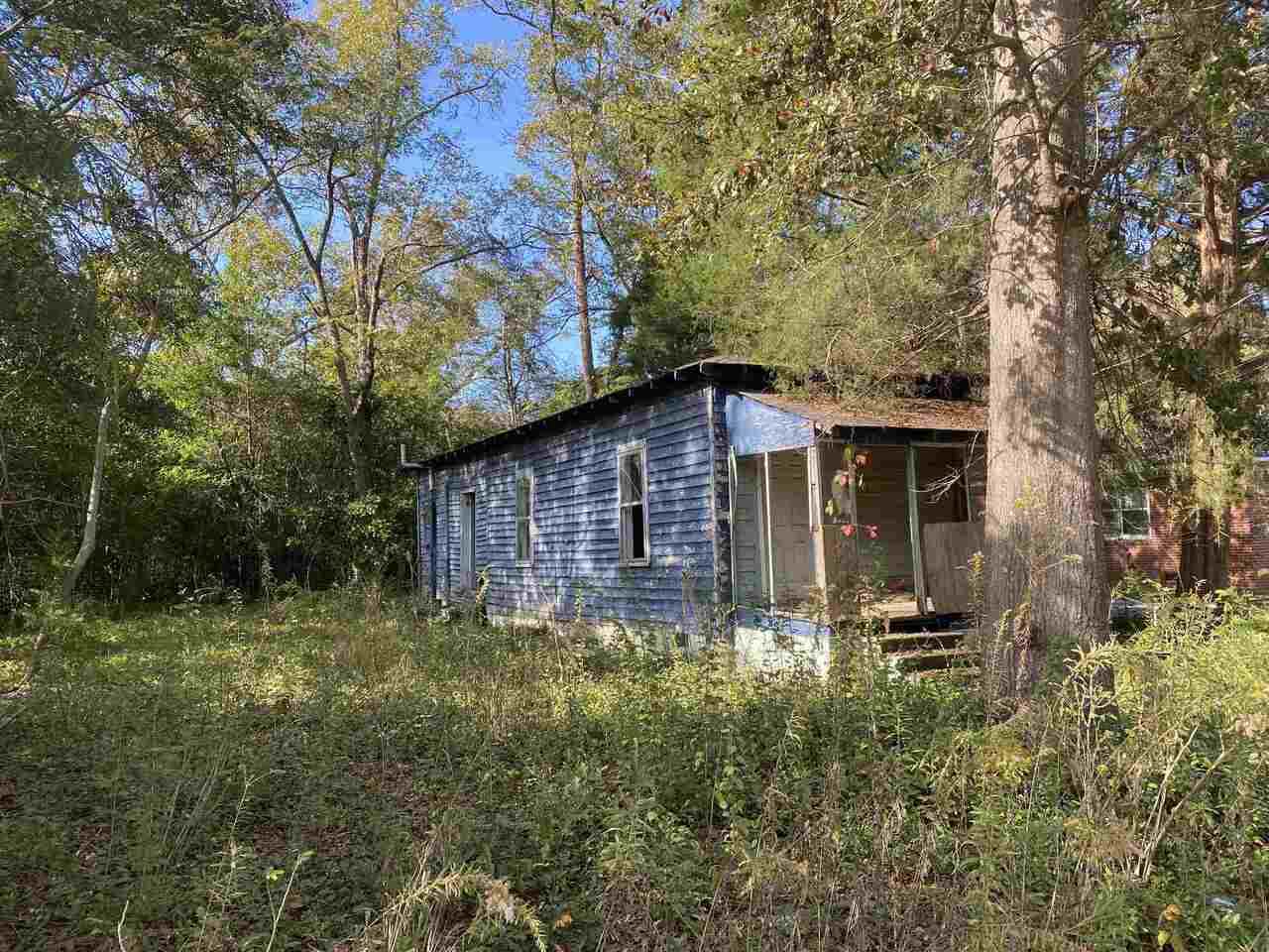 400 Charlevoix - Photo 1
