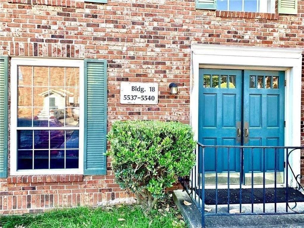5537 Kingsport Drive - Photo 1