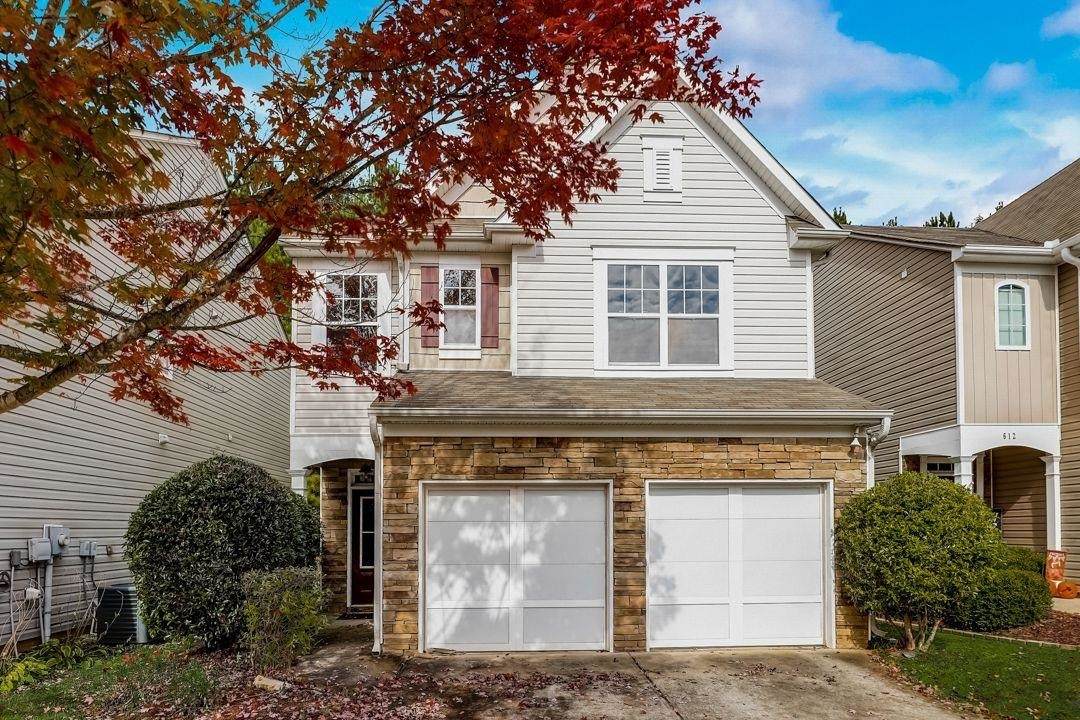 614 Oleander Way - Photo 1