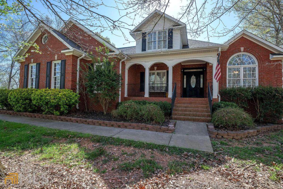 465 Mount Pleasant Road - Photo 1