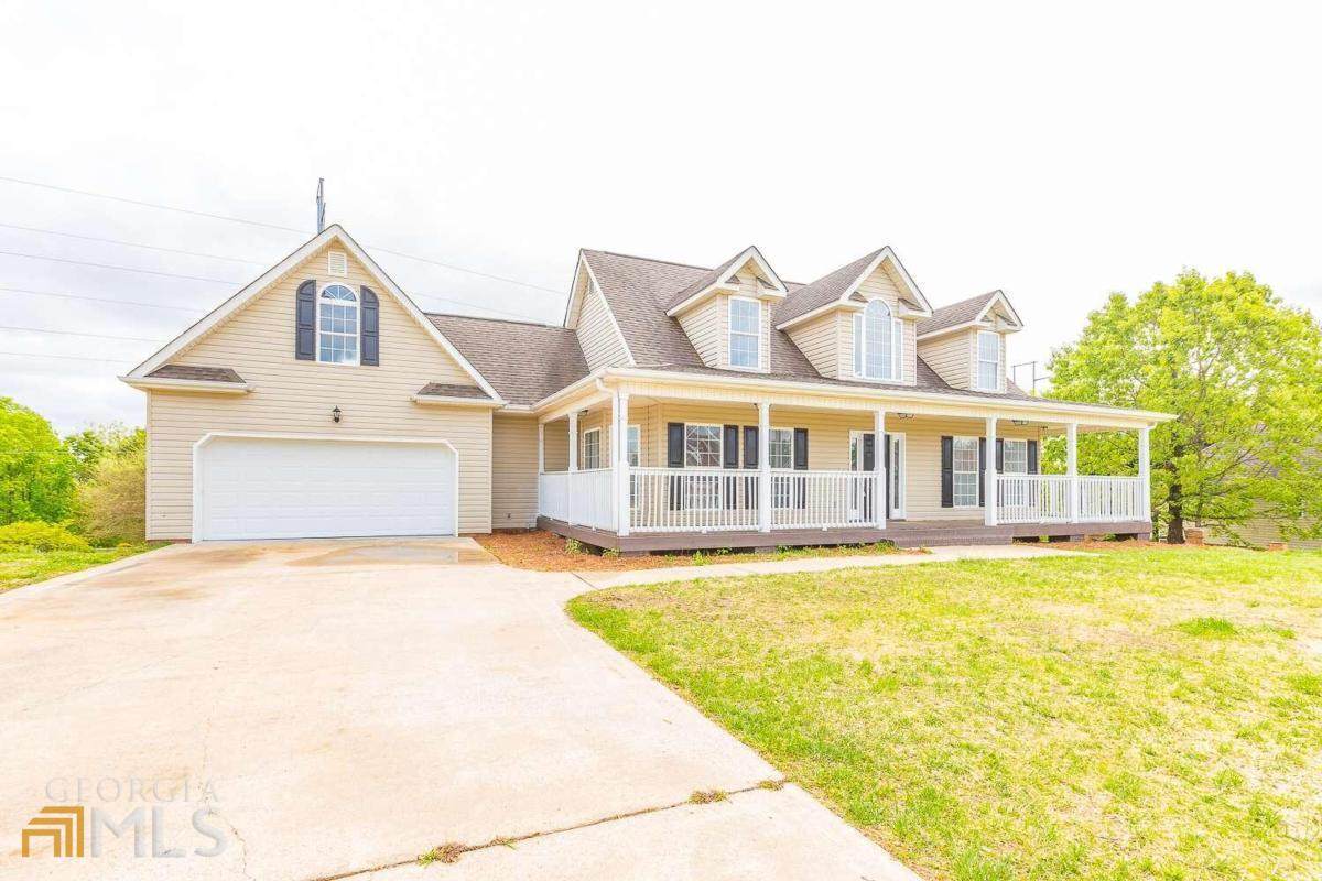 200 Cloudcrest Drive - Photo 1
