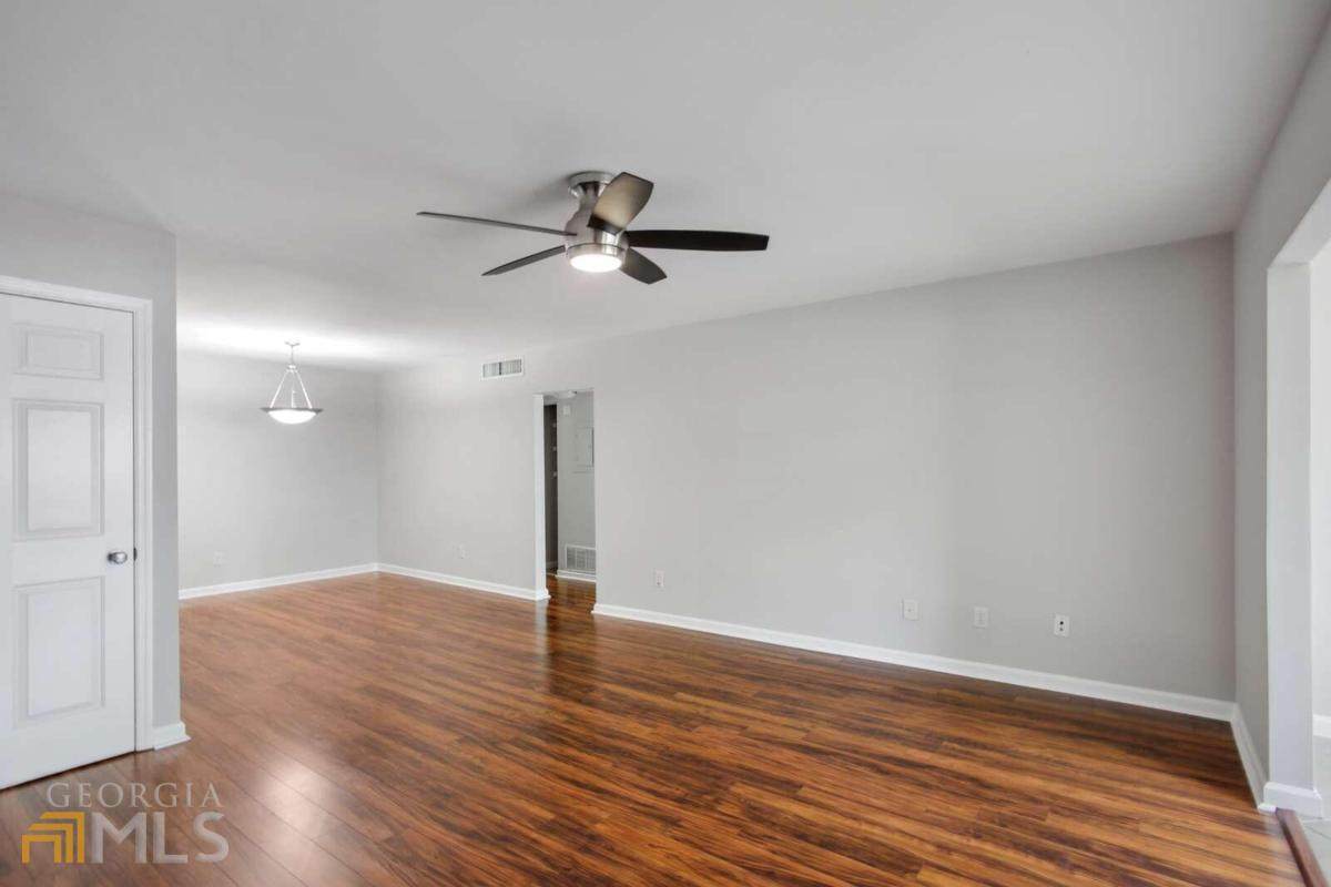 1468 Briarwood Road - Photo 1