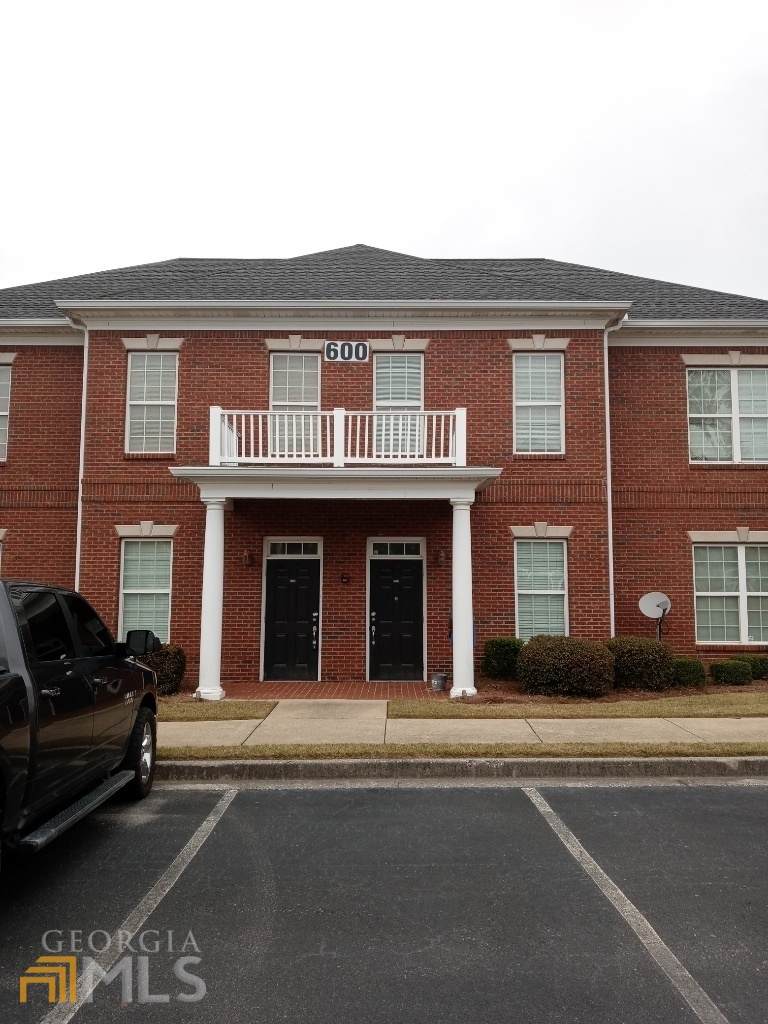 5604 Wendy Bagwell Parkway - Photo 1