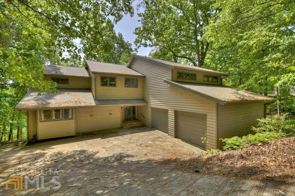 2323 Tamarack Drive - Photo 1