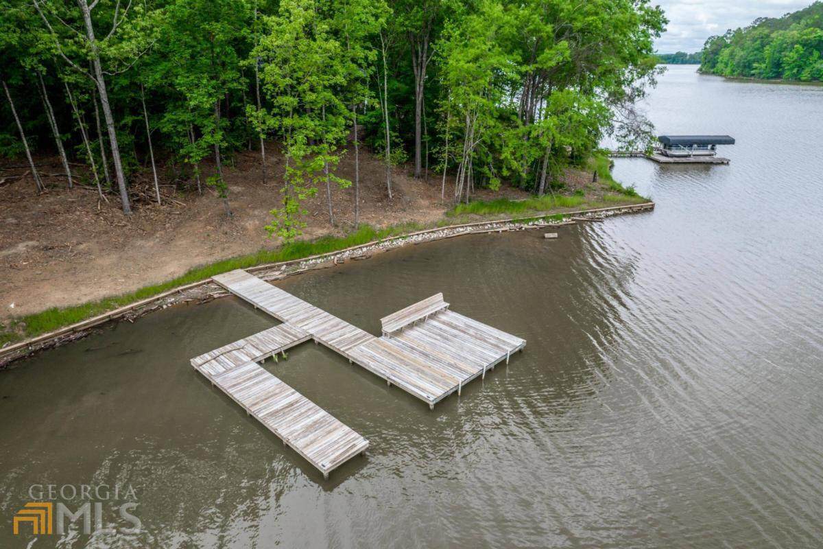 1011 Northwoods Place - Photo 1