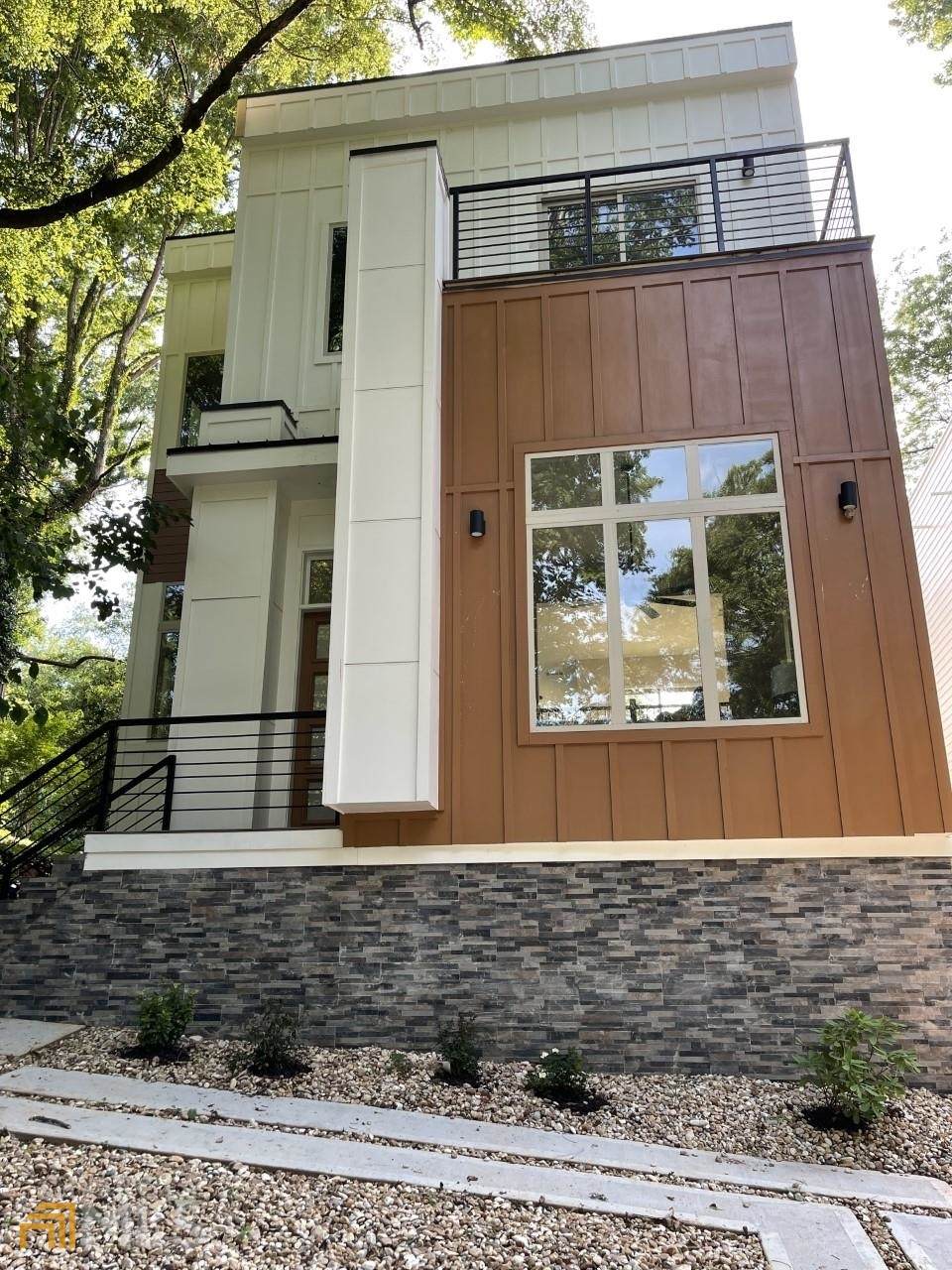 1663 Richard Allen Drive - Photo 1