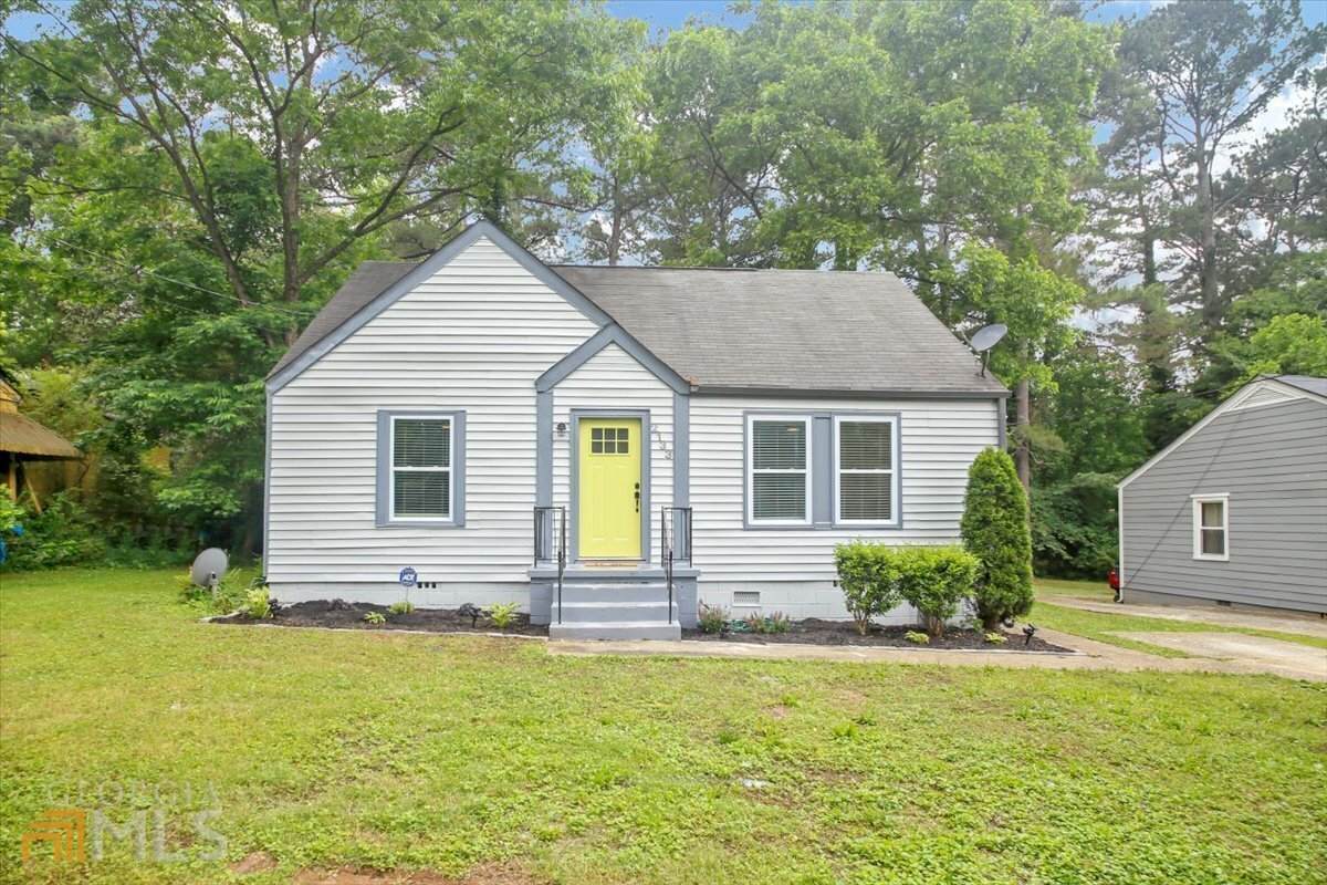 2133 Pinehurst Drive - Photo 1