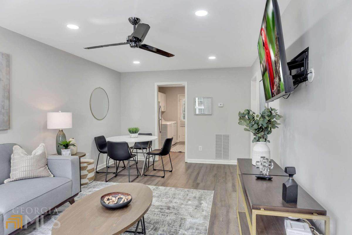 1744 Spring Road - Photo 1