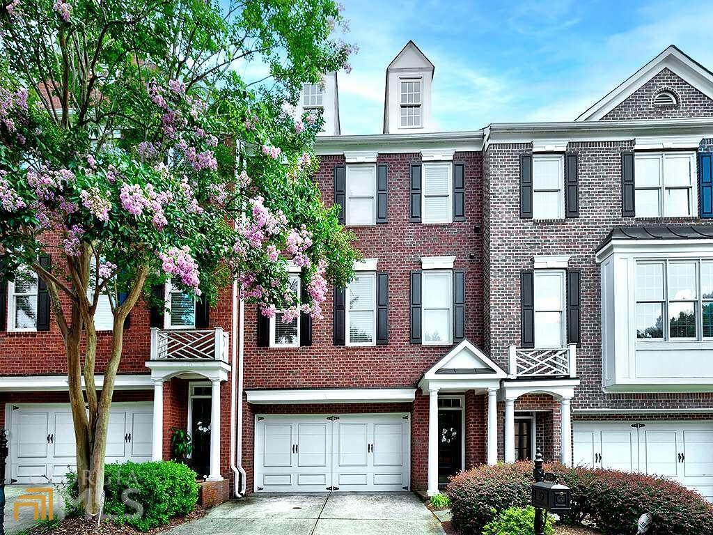 4609 Village Green Drive - Photo 1