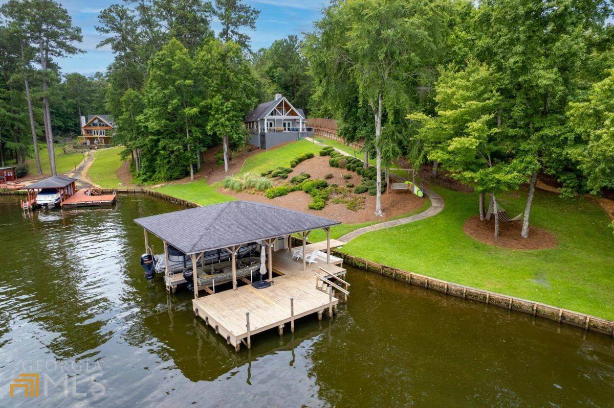 256 Dogwood Drive - Photo 1