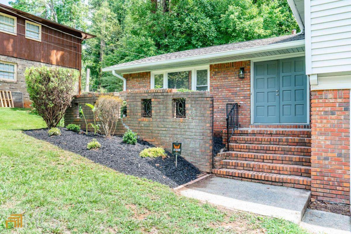 815 San Miguel Drive - Photo 1