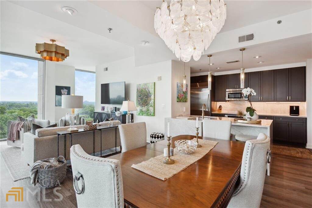2795 Peachtree Road - Photo 1