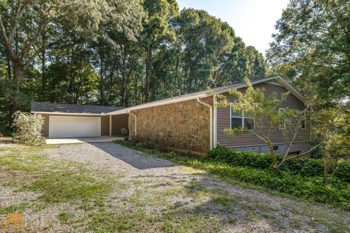 228 Wildwood Circle - Photo 1