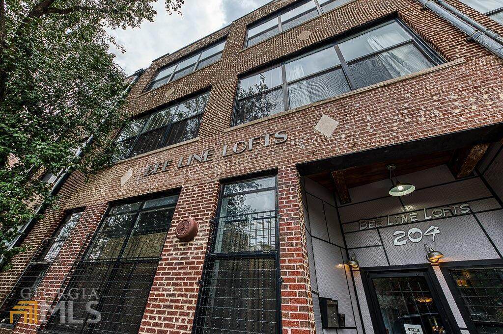 204 Walker Street - Photo 1