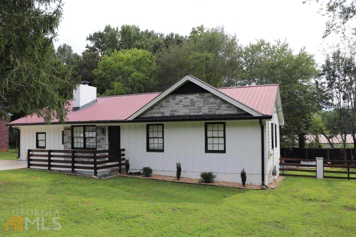 3372 Apache Circle - Photo 1