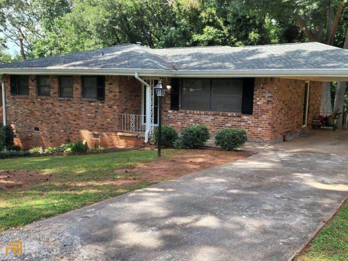 2562 Brentford Place - Photo 1