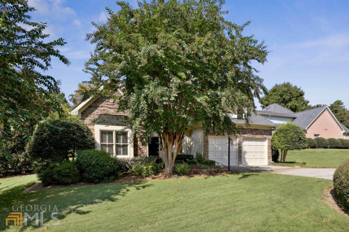 5390 Brooke Ridge Drive - Photo 1