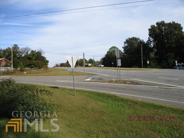 7088 Moseley Road - Photo 1