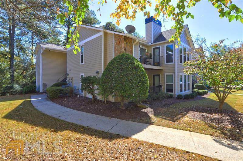 3204 Lake Pointe Circle - Photo 1
