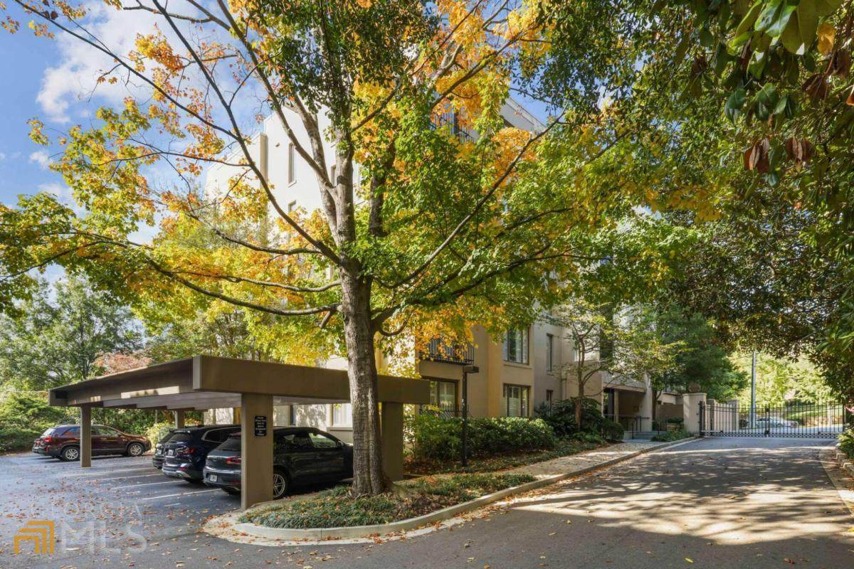 2765 Peachtree Road - Photo 1
