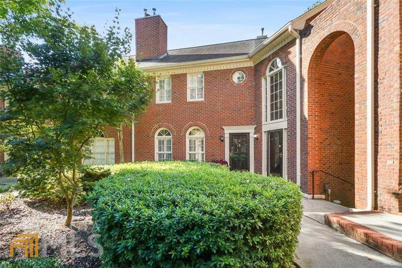 12 Honour Avenue - Photo 1
