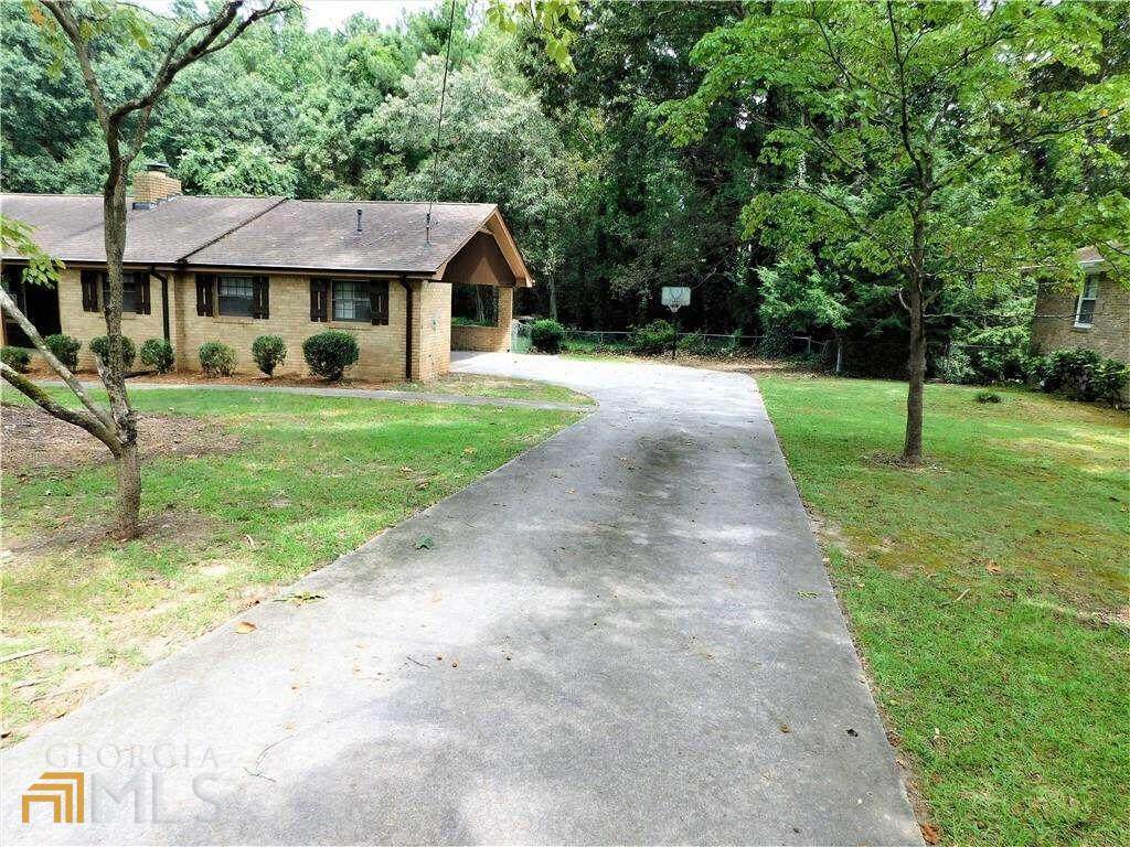 2742 Hickory Trail - Photo 1