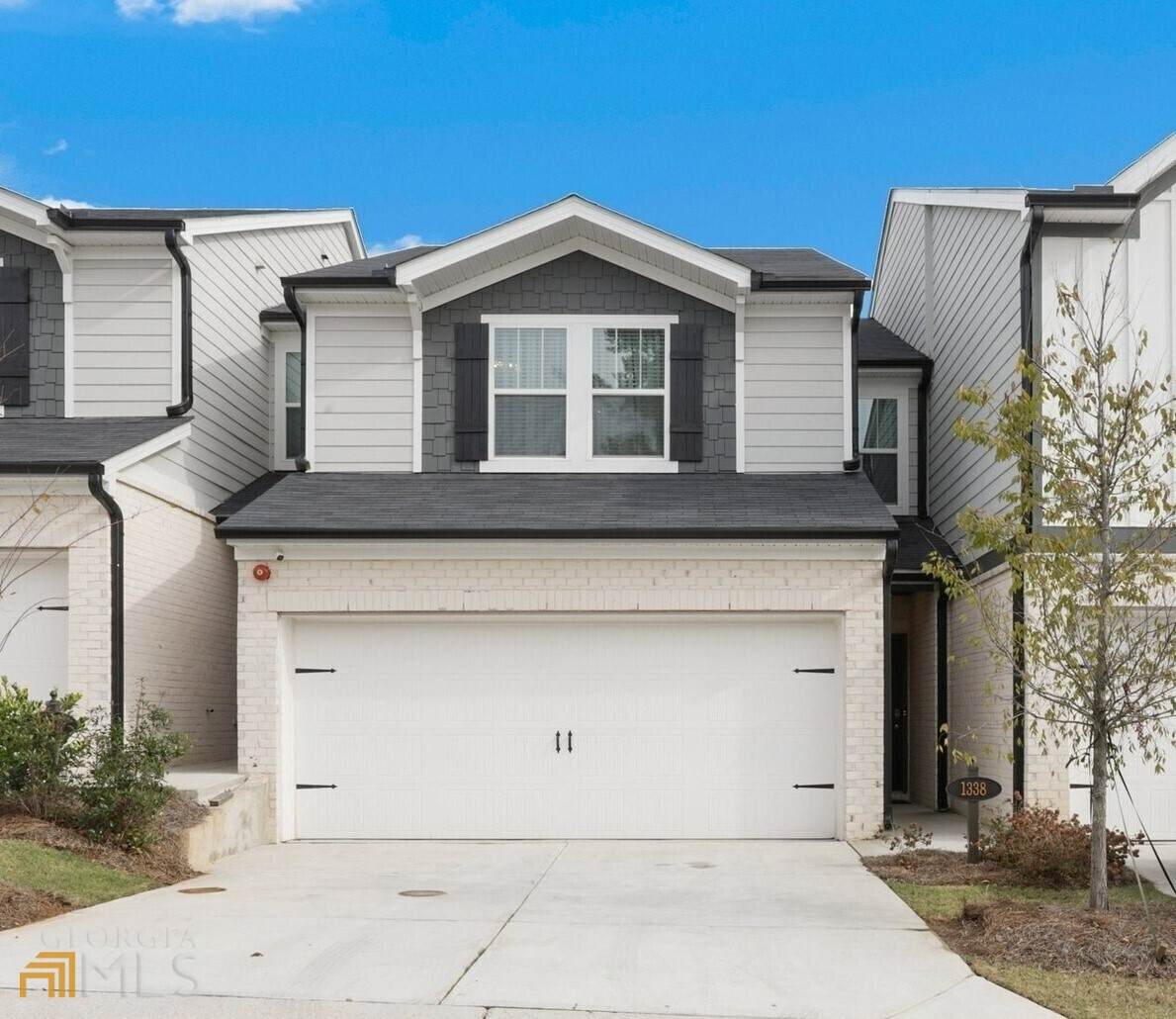 1338 Vayda Court - Photo 1