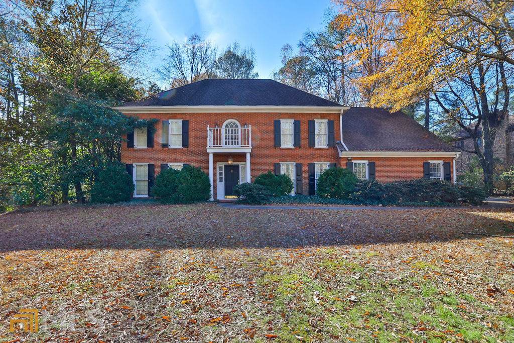 2650 Roxburgh Drive - Photo 1