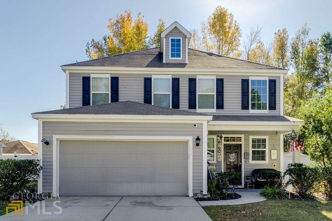 828 Hyacinth Circle - Photo 1